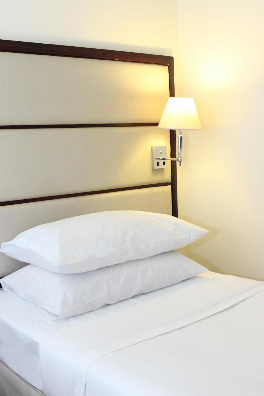 Hotel Silka Johor Bahru Exterior foto